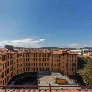 New!apt 2 Min Walk From Central Station , Bologna Italy